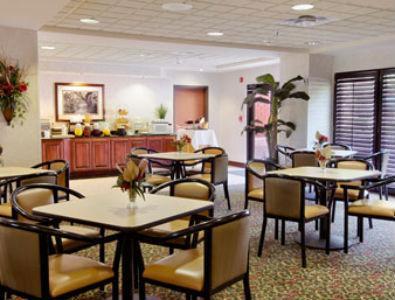 Wingate By Wyndham Tallahassee / Fsu Restaurant foto